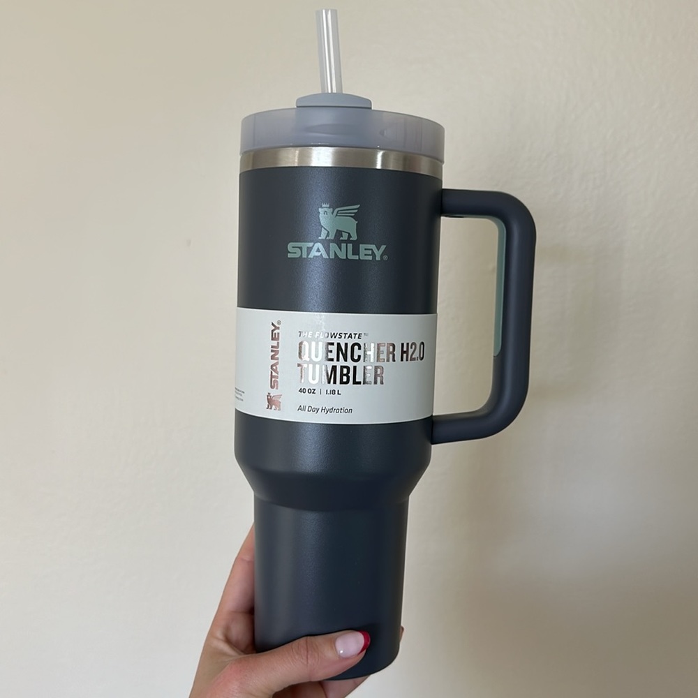 Stanley 40oz tumbler